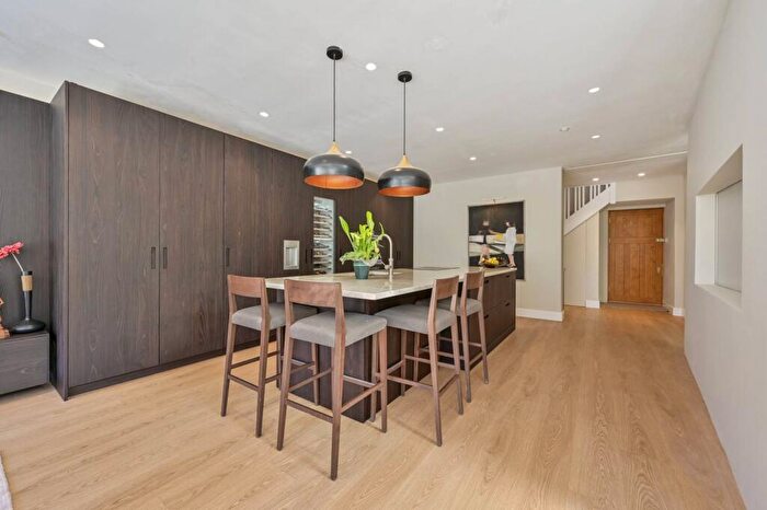 5 Bedroom House To Rent In Shottfield Avenue, East Sheen, London, SW14