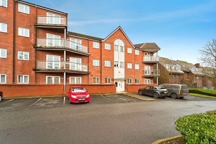 1 Bedroom Flat For Sale In Waterfront Way, Walsall, West Midlands, WS2