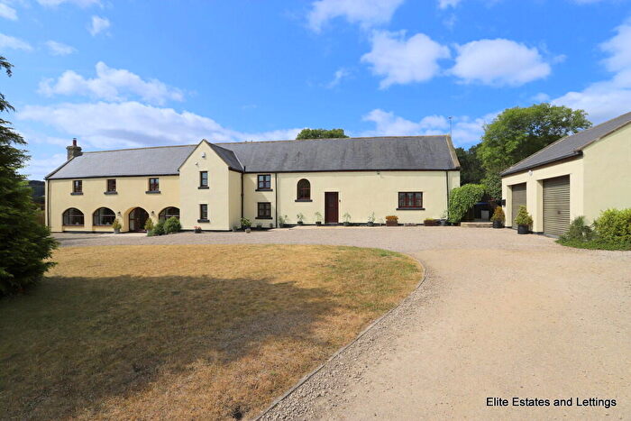 5 Bedroom Detached House For Sale In Fyrish House, Langley Park, DH7