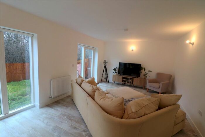 4 Bedroom Detached House To Rent In Spinney Way, Westhoughton, Bolton, Greater Manchester, BL5