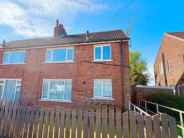 1 Bedroom Flat For Sale In Warwick Street, Leigh, WN7