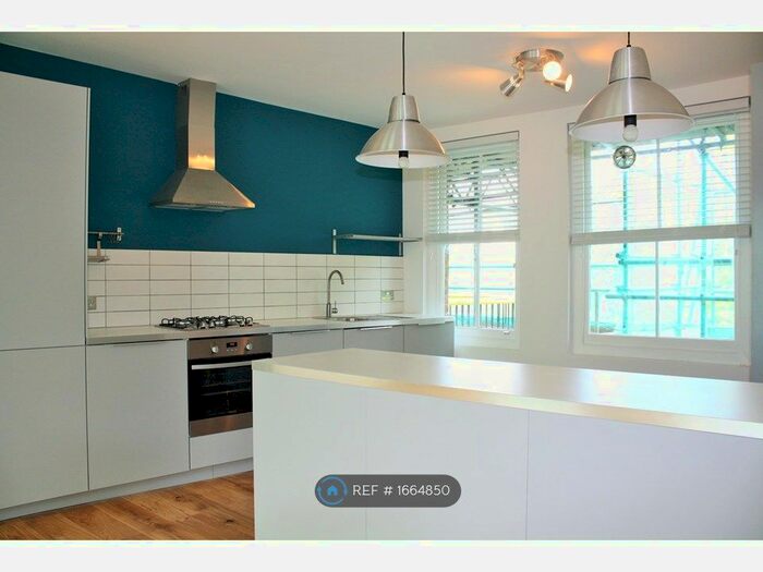 2 Bedroom Flat To Rent In Woodstock Road, London, N4