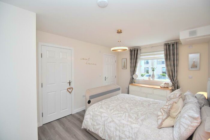 1 Bedroom Flat For Sale In Gresham Drive, Kirkintilloch, G66