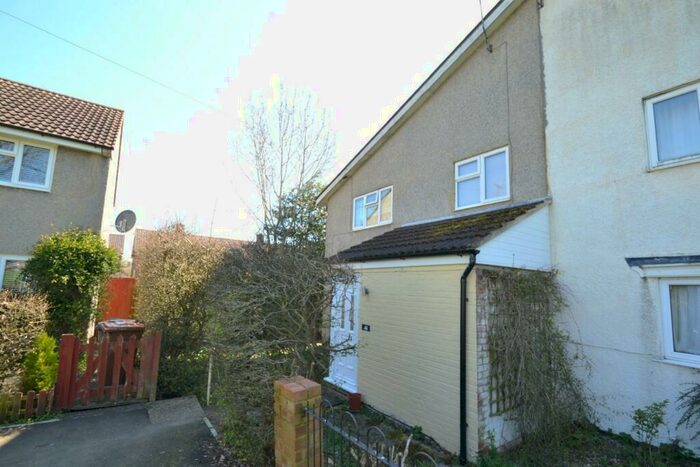 3 Bedroom Semi-Detached House To Rent In Hyde Green South, Stevenage, SG1