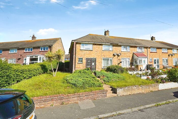 3 Bedroom Semi Detached House For Sale In Old Folkestone Road, Dover, Kent, CT17