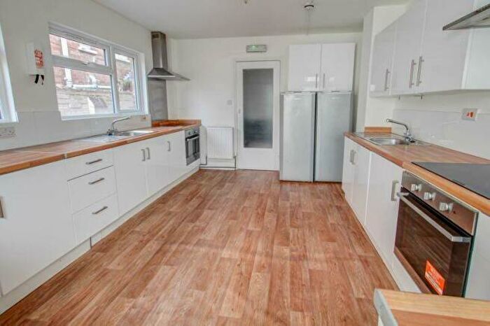 8 Bedroom House To Rent In Heavitree Road, Exeter, EX1