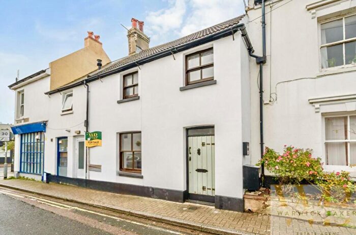 2 Bedroom Terraced House For Sale In West Street, Shoreham-By-Sea, BN43