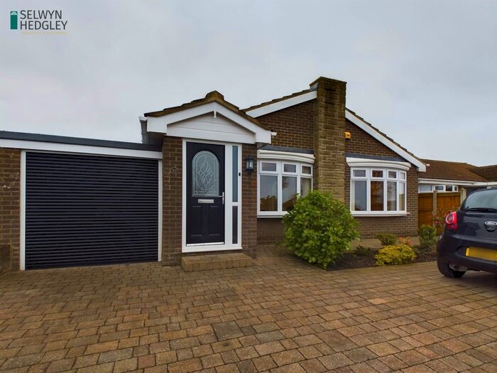 3 Bedroom Detached Bungalow For Sale In Longbeck Lane, New Marske, TS11