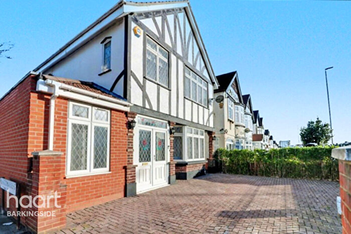 4 Bedroom Detached House For Sale In Woodford Avenue, Gants Hill, IG2