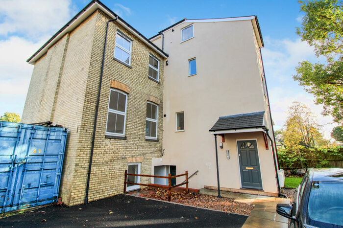 1 Bedroom Apartment To Rent In Alexandra Road, Farnborough, GU14