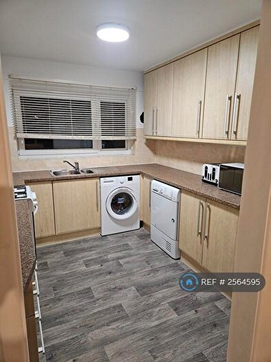 2 Bedroom Flat To Rent In Scarfe Way, Colchester, CO4