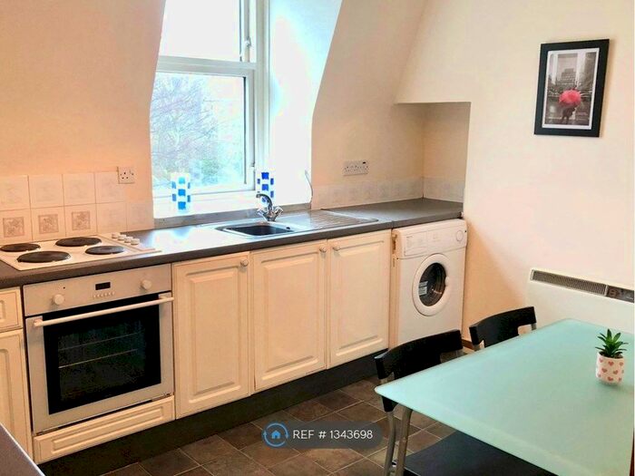 1 Bedroom Flat To Rent In Whitehall Place, Aberdeen, AB25