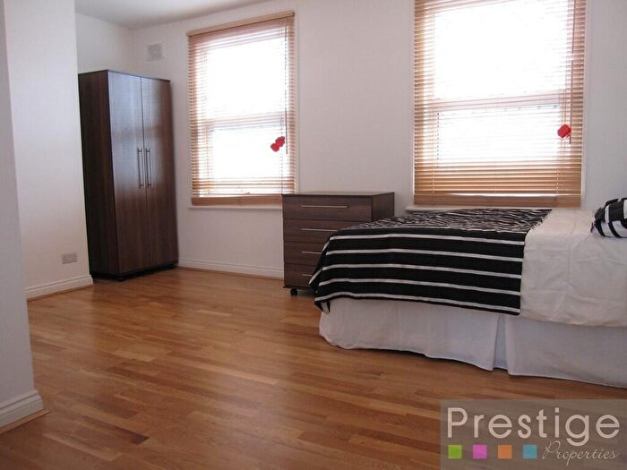 4 Bedroom Apartment To Rent In Marlborough Road, N19