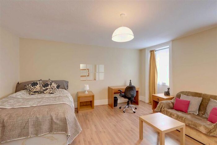 Studio To Rent In New Quebec Street, London, W1H