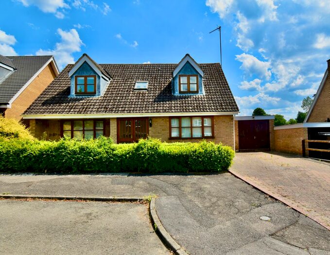 4 Bedroom Detached House For Sale In Broadlands, Pitsford, Northampton, NN6