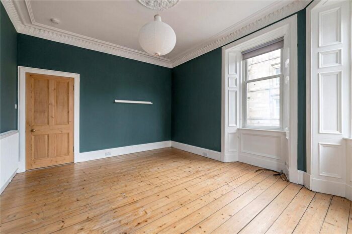 2 Bedroom Apartment To Rent In Easter Road, Edinburgh, Midlothian, EH6