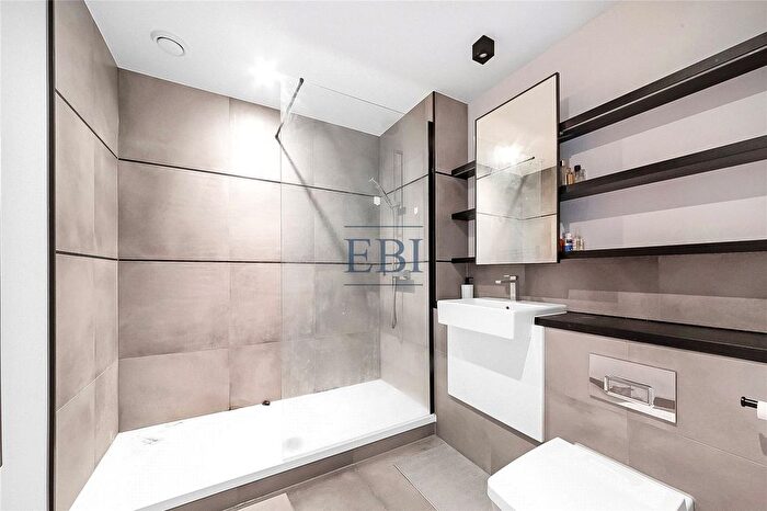 1 Bedroom Studio To Rent In Skyline Apartments, Makers Yard, London, E3