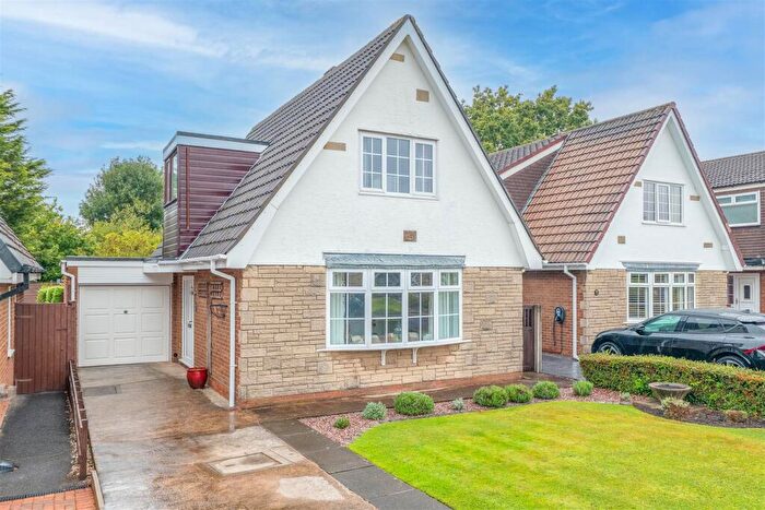 2 Bedroom Detached Bungalow For Sale In Belgrave Avenue, Penwortham, Preston, PR1