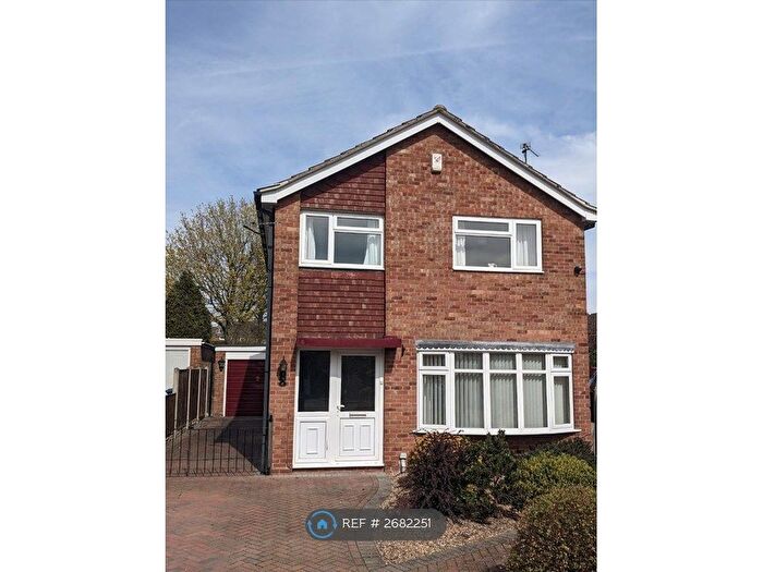 3 Bedroom Detached House To Rent In Newberry Close, Nottingham, NG12