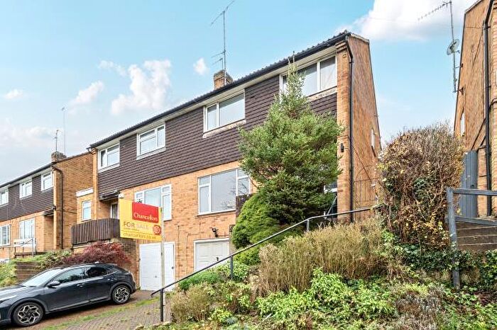 3 Bedroom Semi-Detached House For Sale In Carisbrooke Avenue, High Wycombe, HP12
