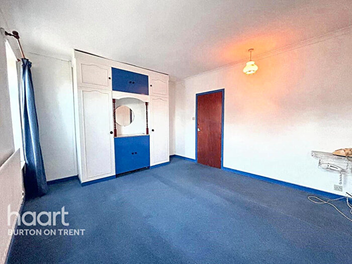3 Bedroom Terraced House For Sale In Calais Road, Burton-On-Trent, DE13