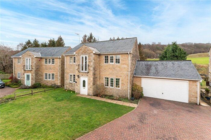 4 Bedroom Detached House For Sale In Wild Heather Close, Cullingworth, BD13