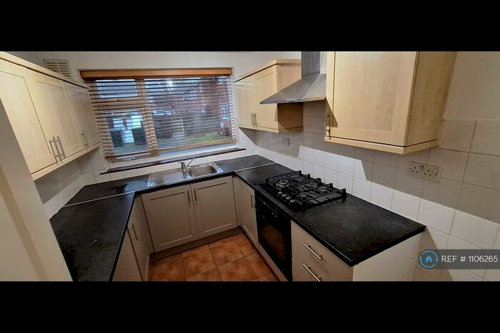 2 Bedroom Flat To Rent In London Road, Coventry, CV3