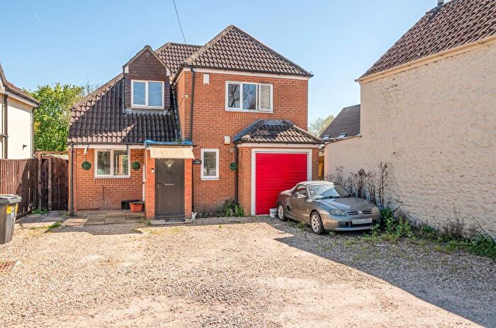 5 Bedroom Detached House For Sale In A, Highworth Road, Swindon, SN3