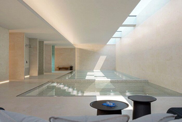 1 Bedroom Flat To Rent In Dutton Street, Manchester, Greater Manchester, M3