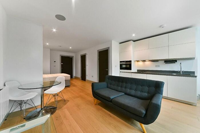 Studio To Rent In Middlesex House, High Street, Edgware, HA8