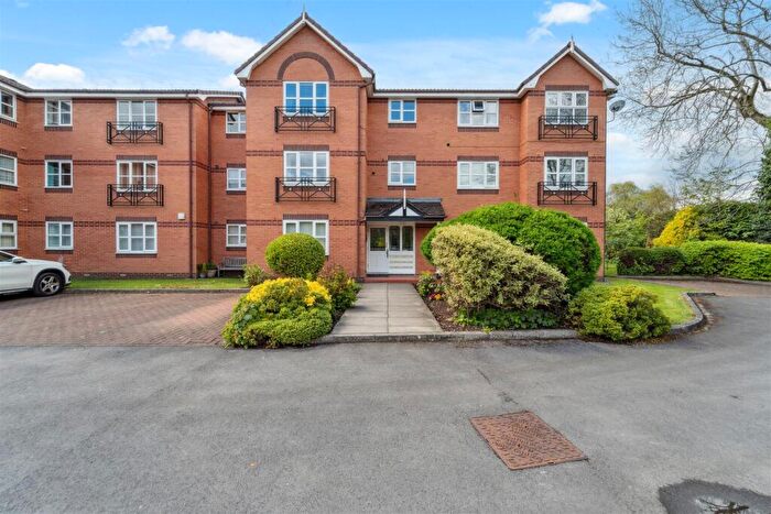 2 Bedroom Apartment For Sale In Charlton Drive, Sale, M33