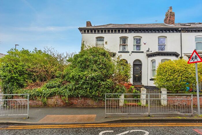 4 Bedroom End Of Terrace House For Sale In Mauldeth Road, Manchester, Greater Manchester, M14