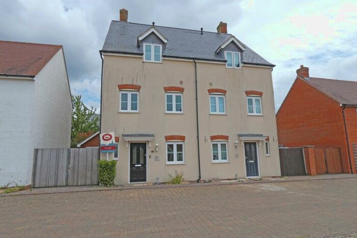 3 Bedroom House To Rent In Rushworth Row, Archers Gate, Amesbury, SP4