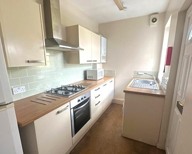 3 Bedroom Terraced House To Rent In Mulehouse Road, Crookes, S10