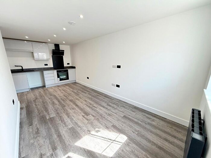 1 Bedroom Flat To Rent In Greenhill Lane, Alfreton, DE55