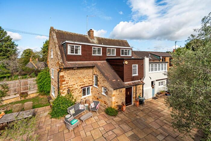 4 Bedroom Semi-Detached House For Sale In High Street, Great Houghton, Northampton, Northamptonshire, NN4