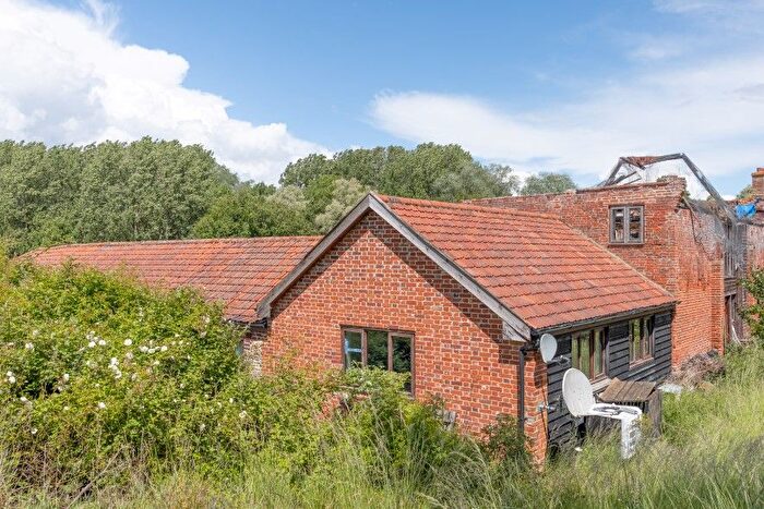 6 Bedroom Barn Conversion For Sale In Hollybush Barn, Thwaite Road, Ditchingham, Bungay, Norfolk, NR35