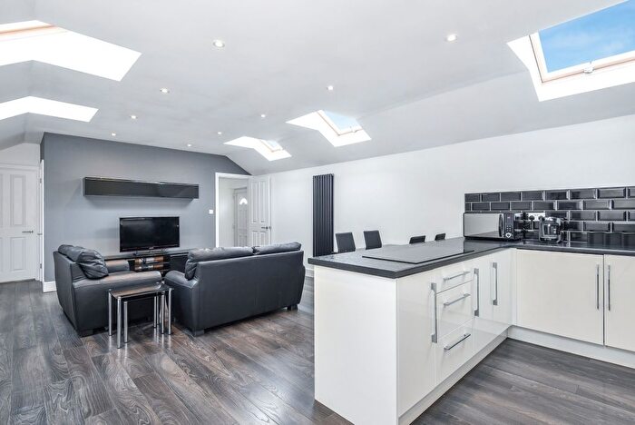 2 Bedroom Bungalow To Rent In Siston Hill, Bristol, BS30