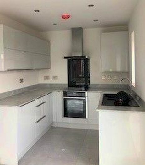 2 Bedroom Flat To Rent In Horners Square, Hull, HU1