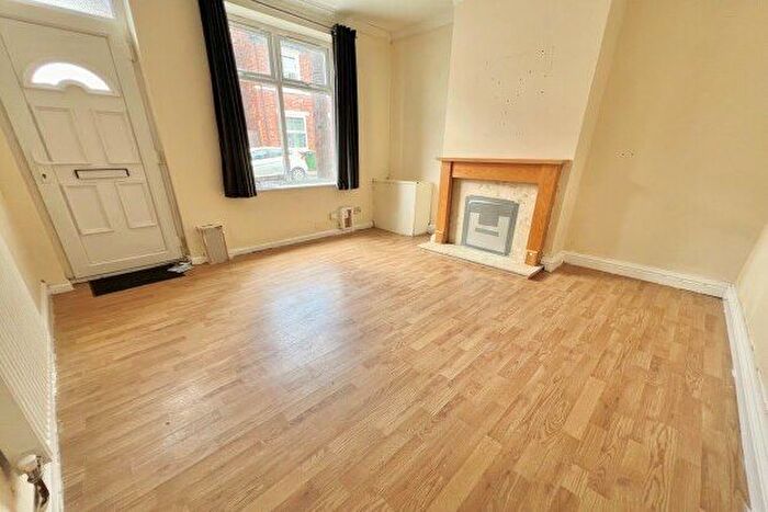 3 Bedroom Terraced House To Rent In Bristol Street, Wolverhampton, WV3