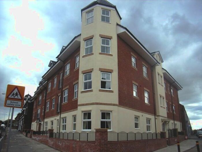 2 Bedroom Flat To Rent In Laygate, South Shields NE33