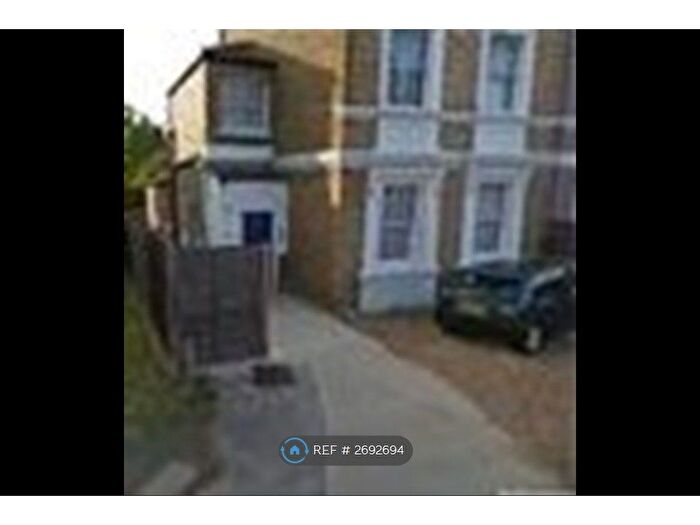 Studio To Rent In Baker Street, Enfield, EN1