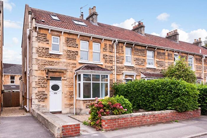 5 Bedroom Terraced House To Rent In Canterbury Road, Bath, BA2