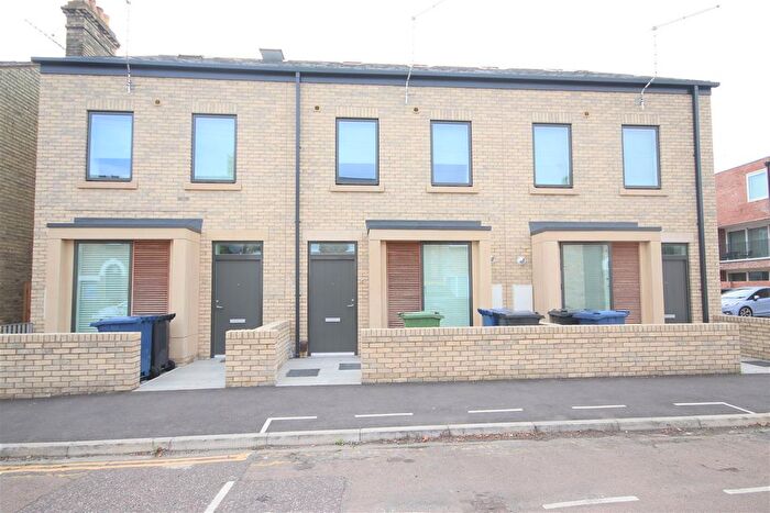3 Bedroom Property To Rent In Ross Street, Cambridge, CB1