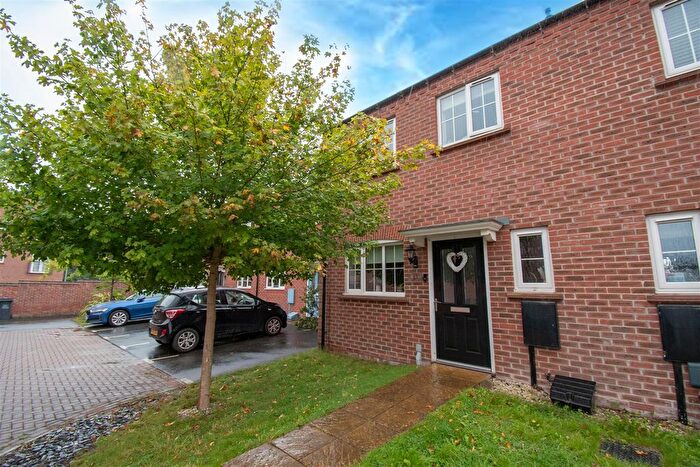 3 Bedroom Property For Sale In Denby Bank, Marehay, Ripley, DE5