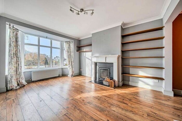 3 Bedroom Flat For Sale In Sandall Close, Ealing, London, W5