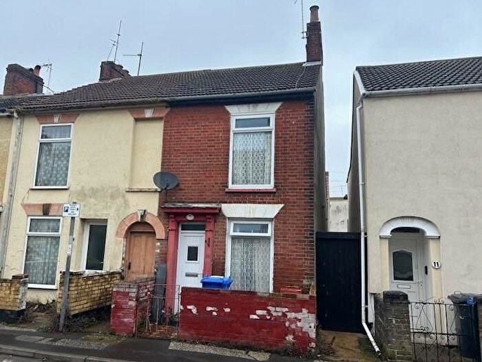 2 Bedroom End Terrace House For Sale In Alma Road, Lowestoft, NR32