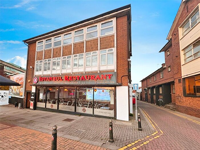 2 Bedroom Flat To Rent In Fold Street, Wolverhampton, West Midlands, WV1