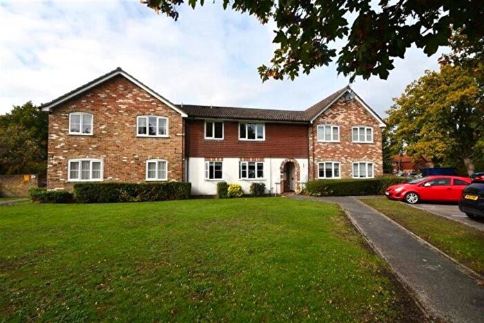 1 Bedroom Maisonette For Sale In Bedroom Ground Floor Maisonette In Farnborough, GU14