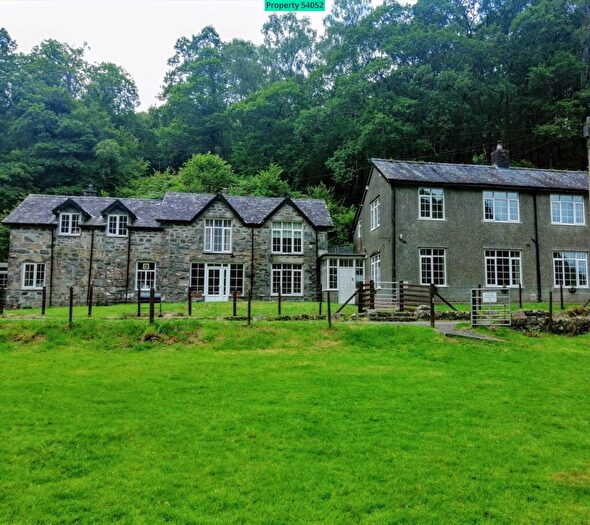 13 Bedroom Detached House For Sale In Kings Youth Hostel, Islawrdref, Dolgellau, LL40